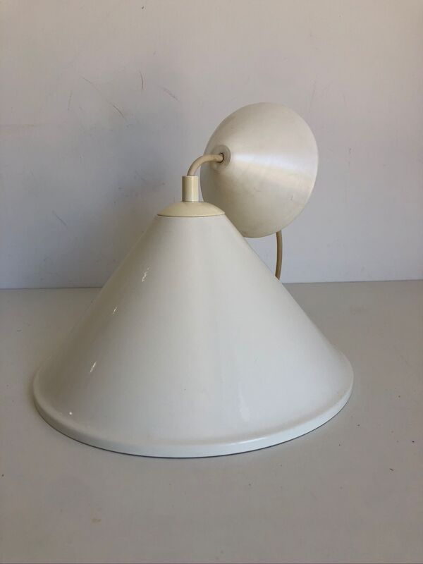 Suspension métal blanche marque Vrieland Design Made in Holland