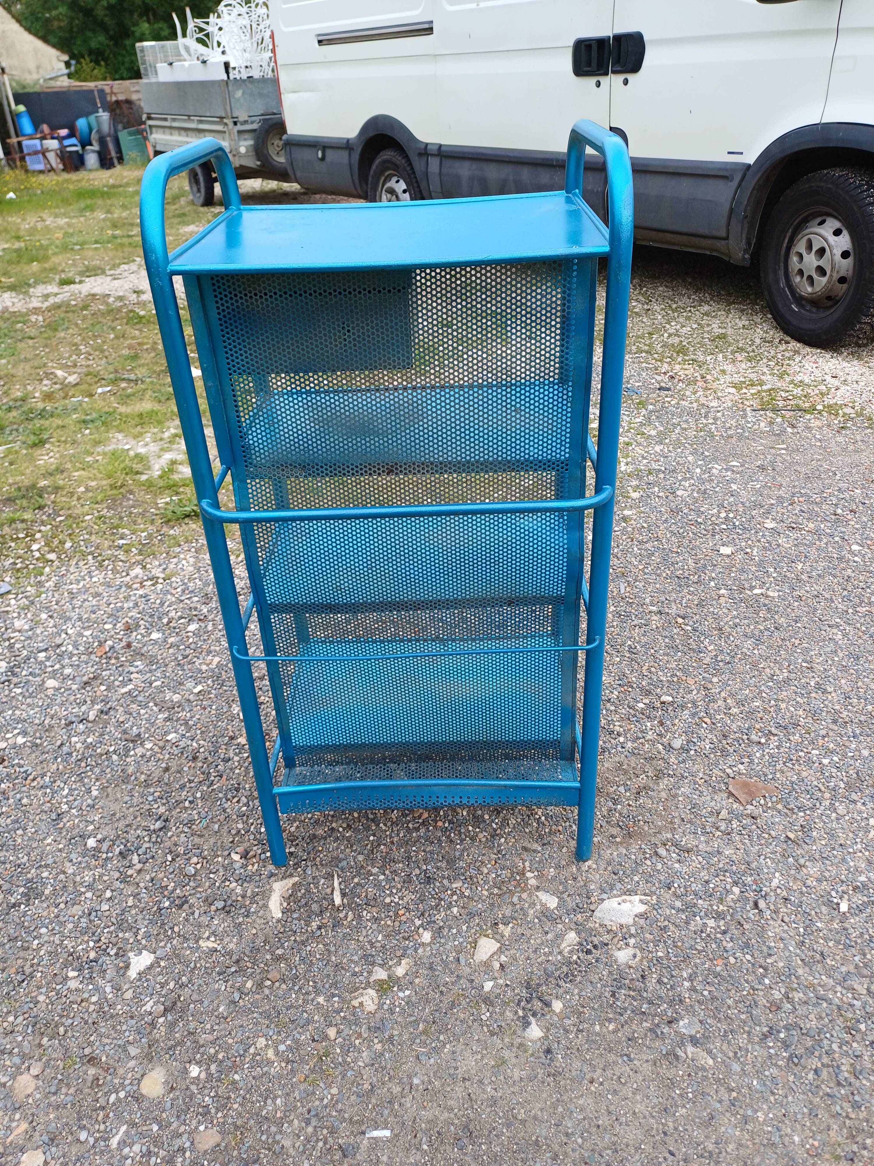 Industrial Iron Furniture Heliolith