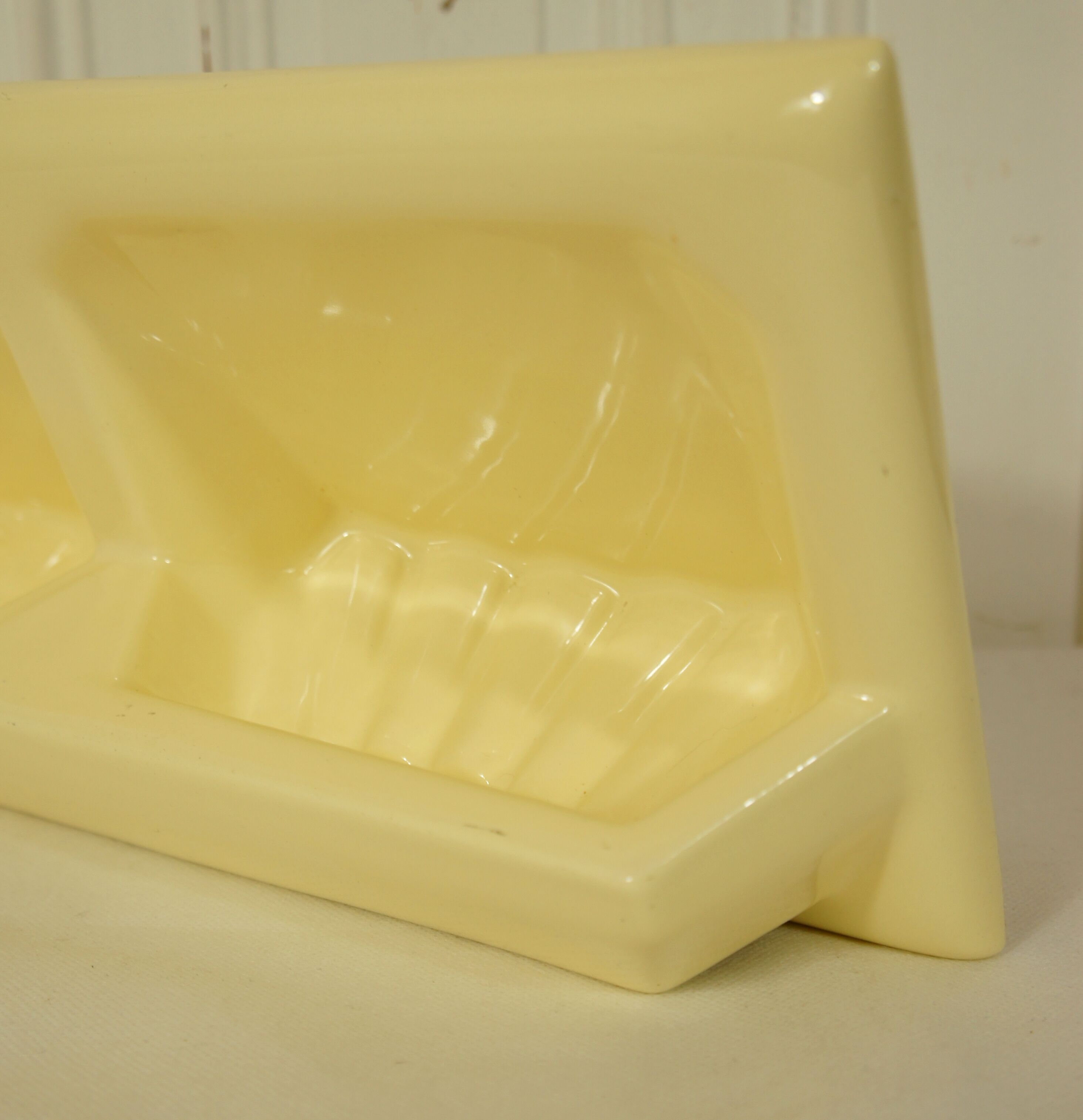 Double wall-mounted ceramic built-in soap dish 1960