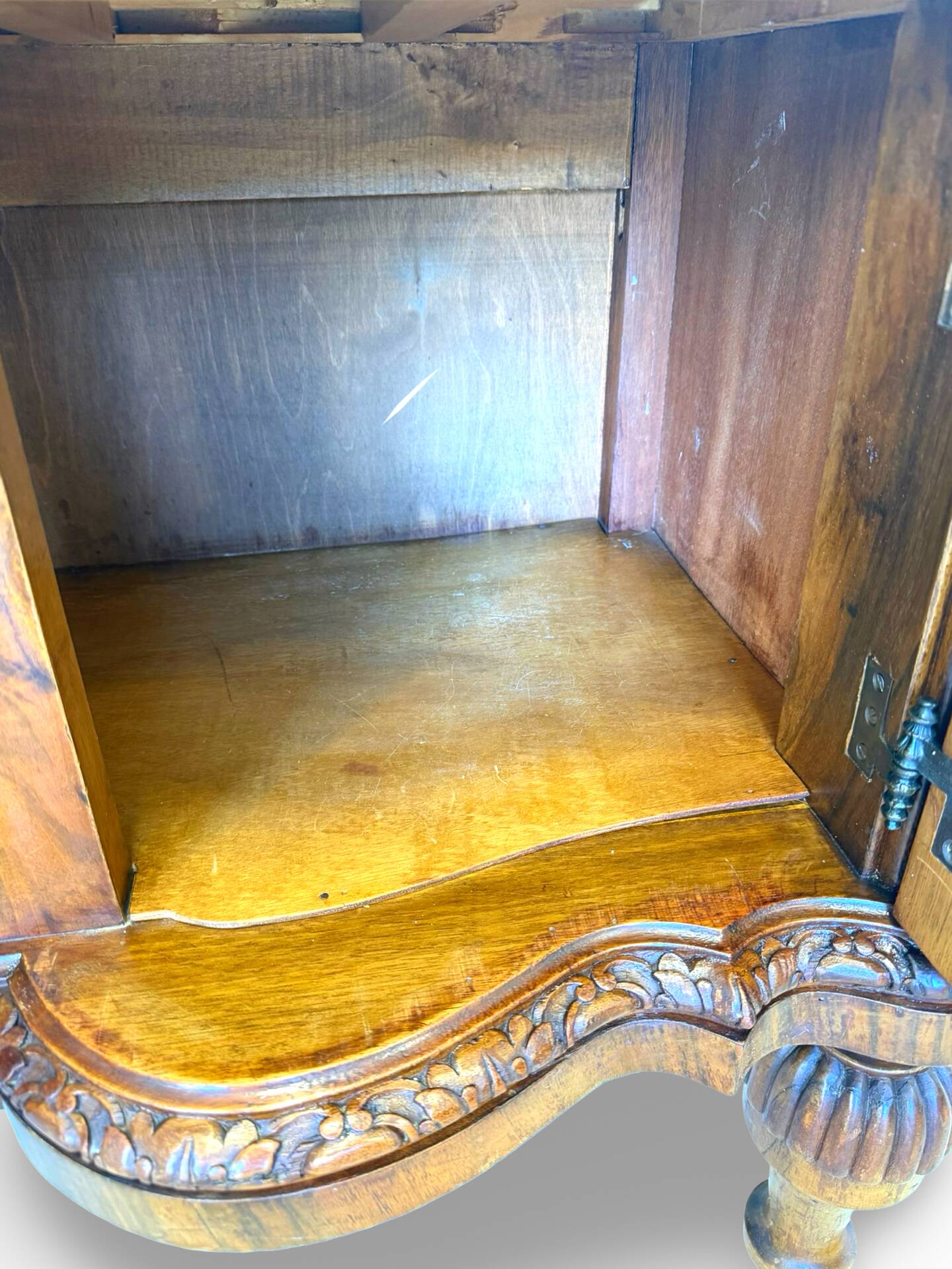 Console, petinuse italienne, années 1920