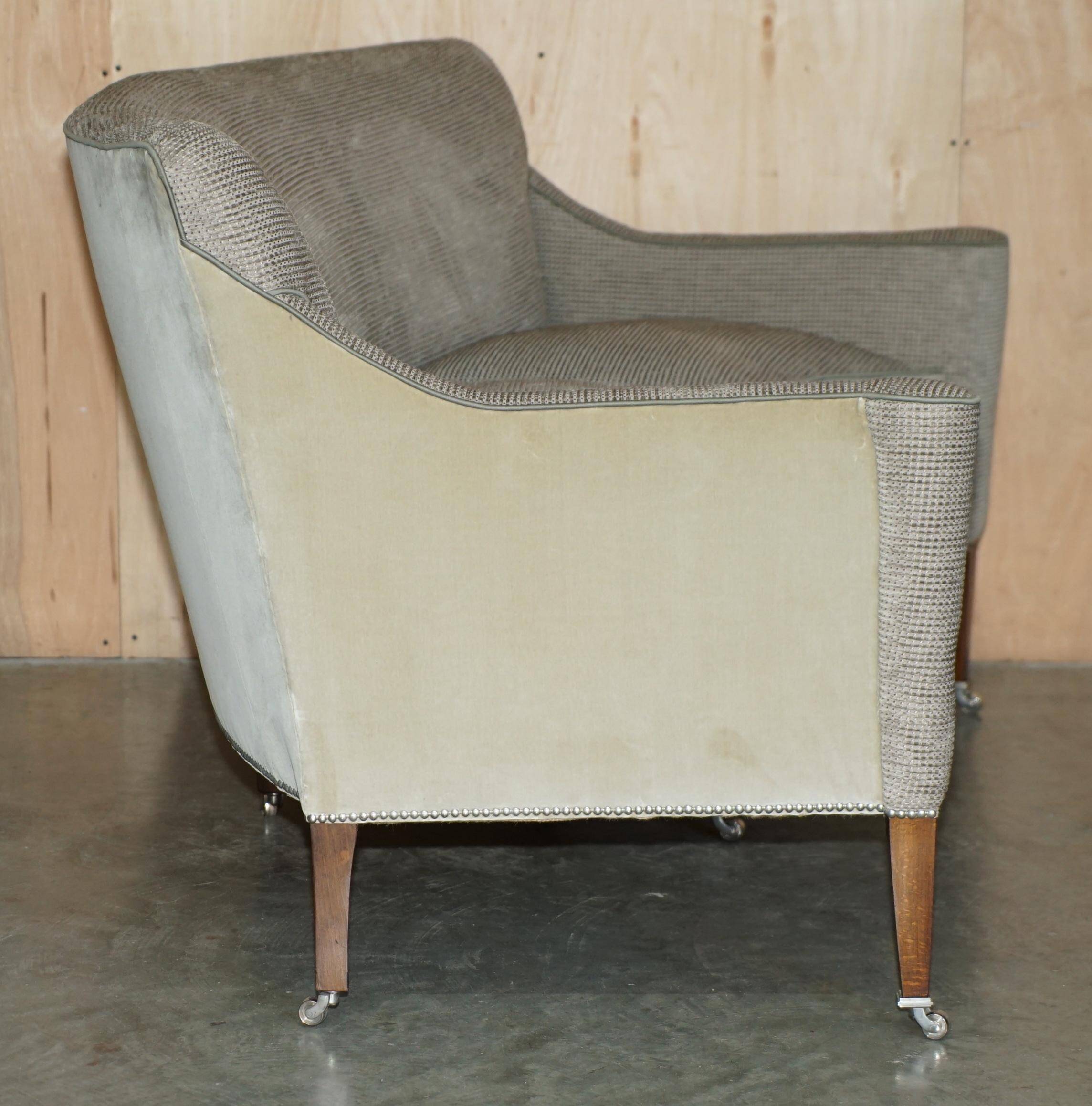 William Yeowood Curved 2-Seater Sofa in Velvet and Linen