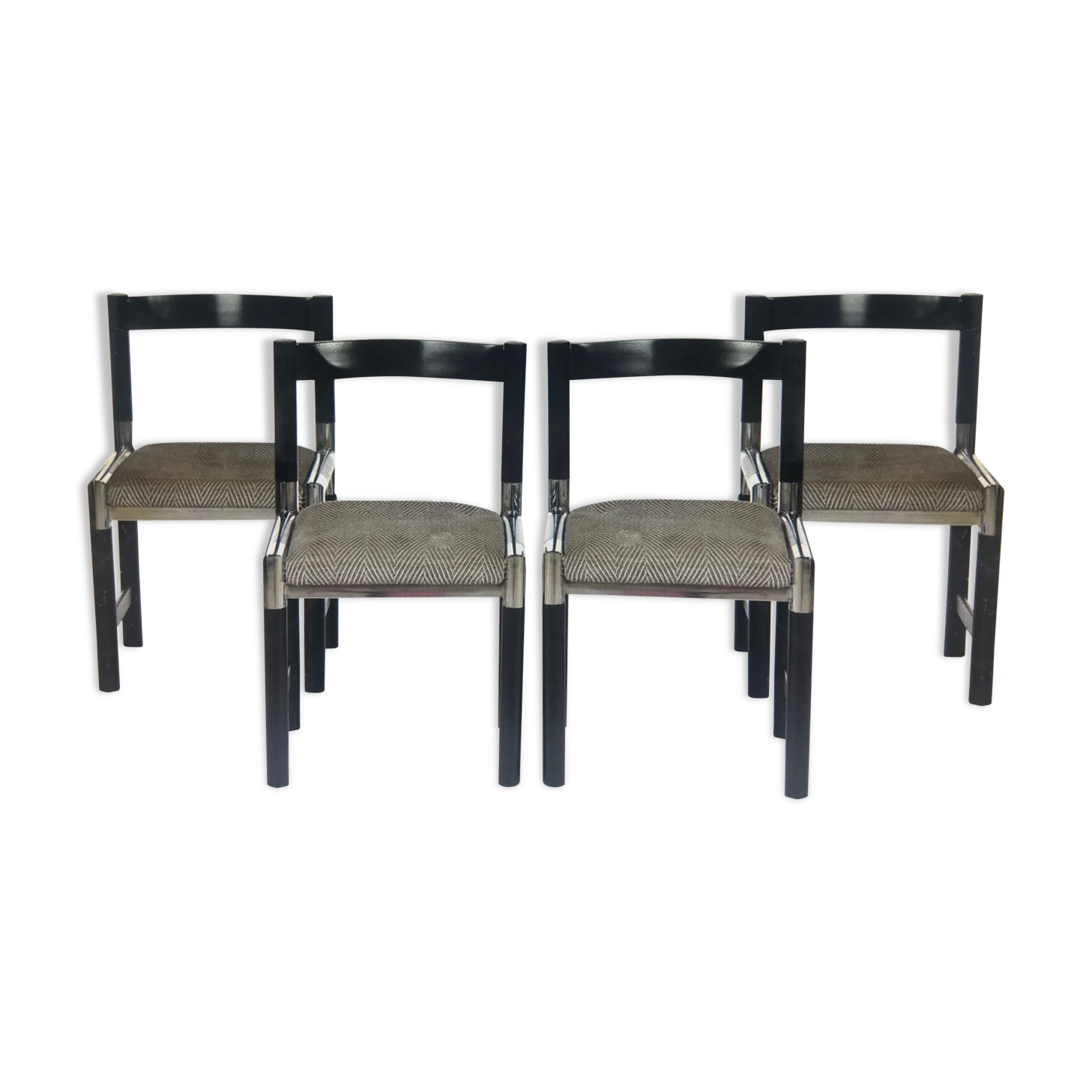 Suite of 4 chairs 70s