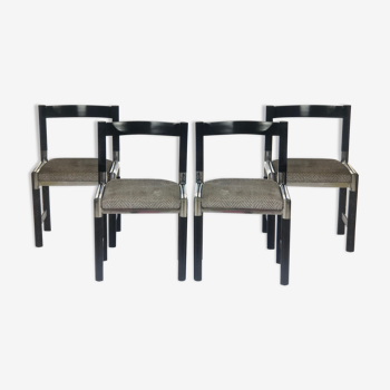 Suite de 4 chaises 1970