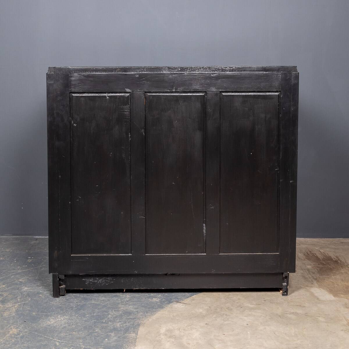 Antique 20thc italian ebonised chest of drawers with display top c.1930