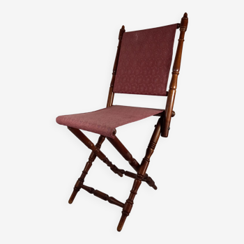 Folding wooden chair