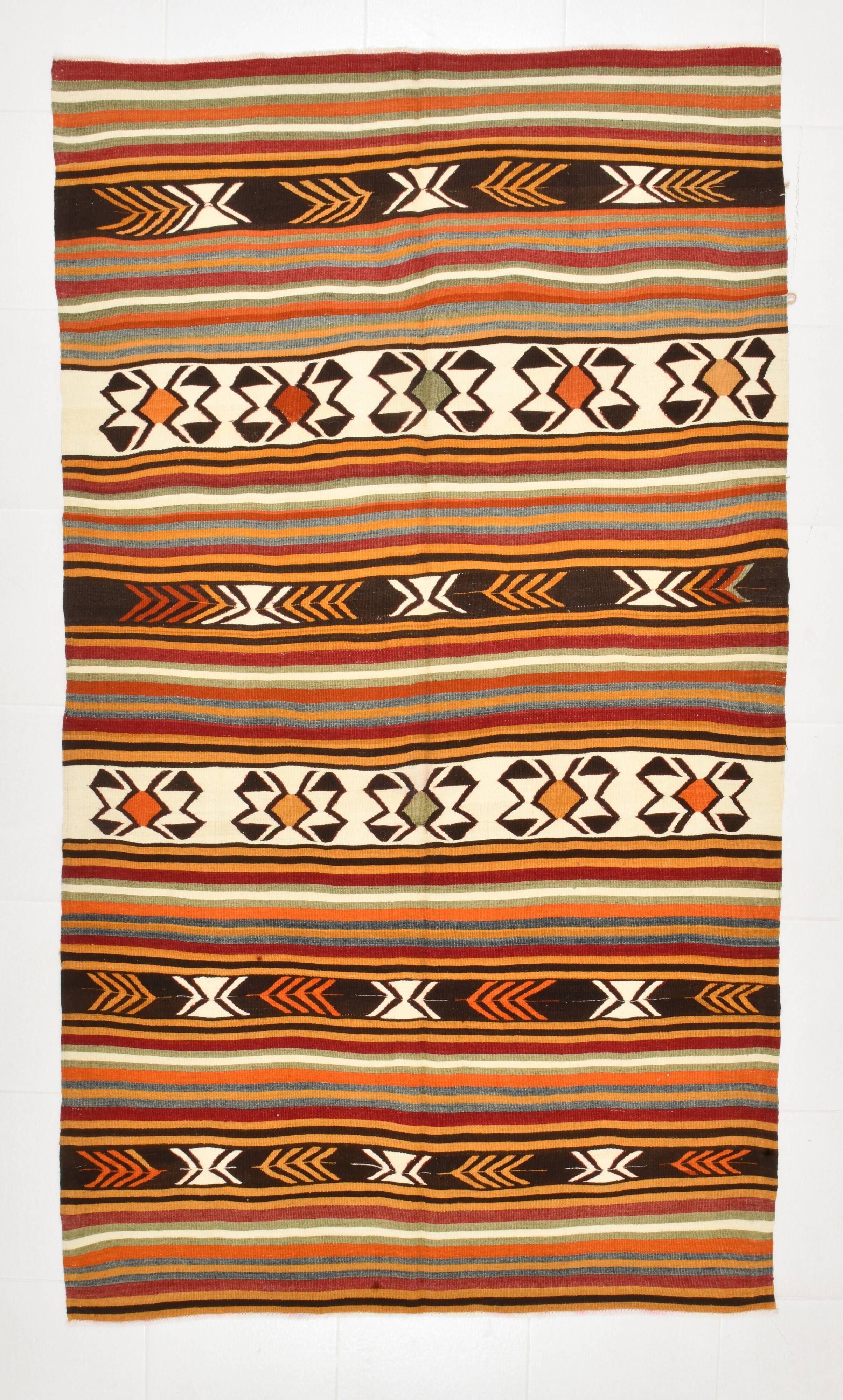 5x9 Rug For Living Room Persian Kilim Rug, 148x264Cm