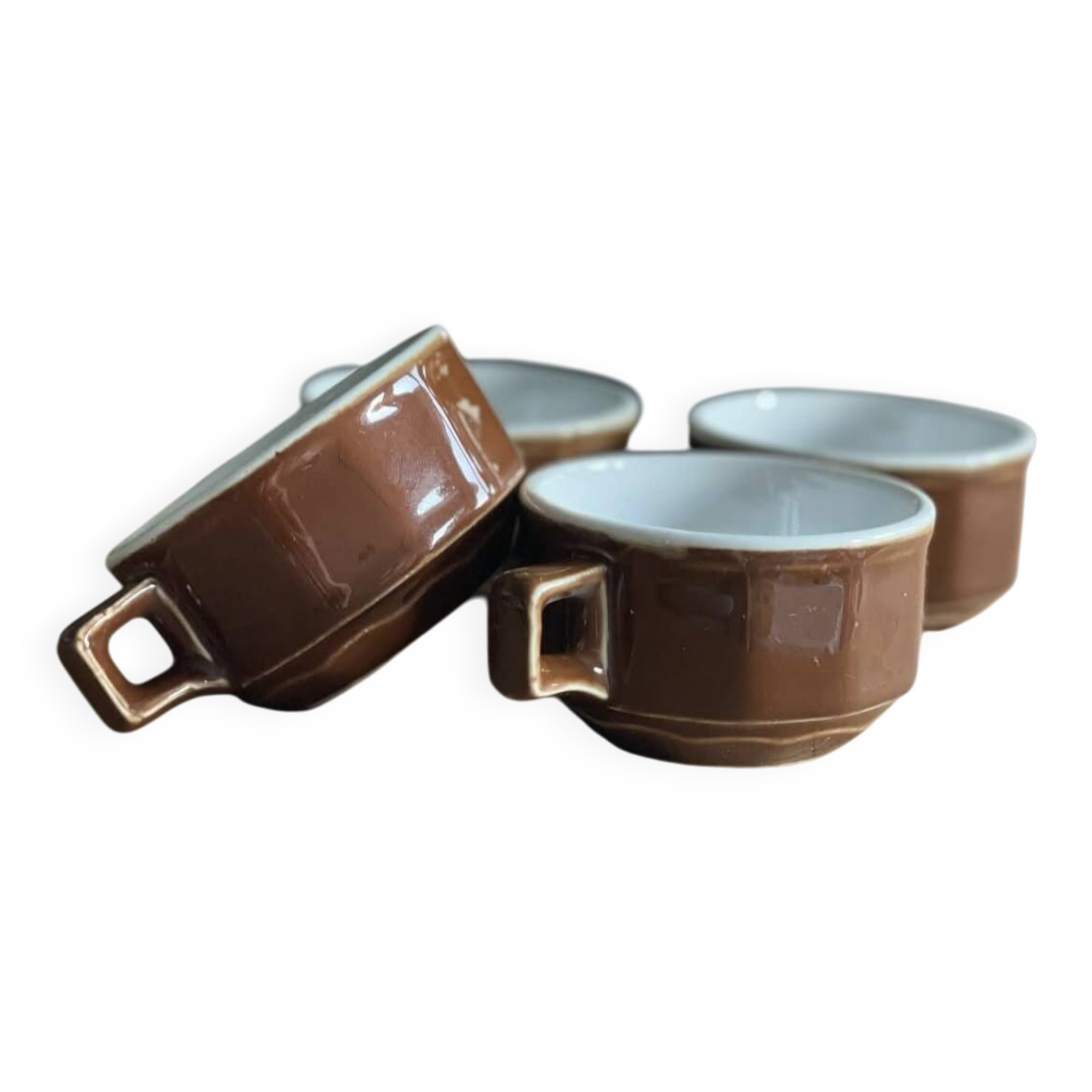 Vintage ceramic bistro set in brown – set of 4 cups and saucers