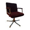 Chair with armrests