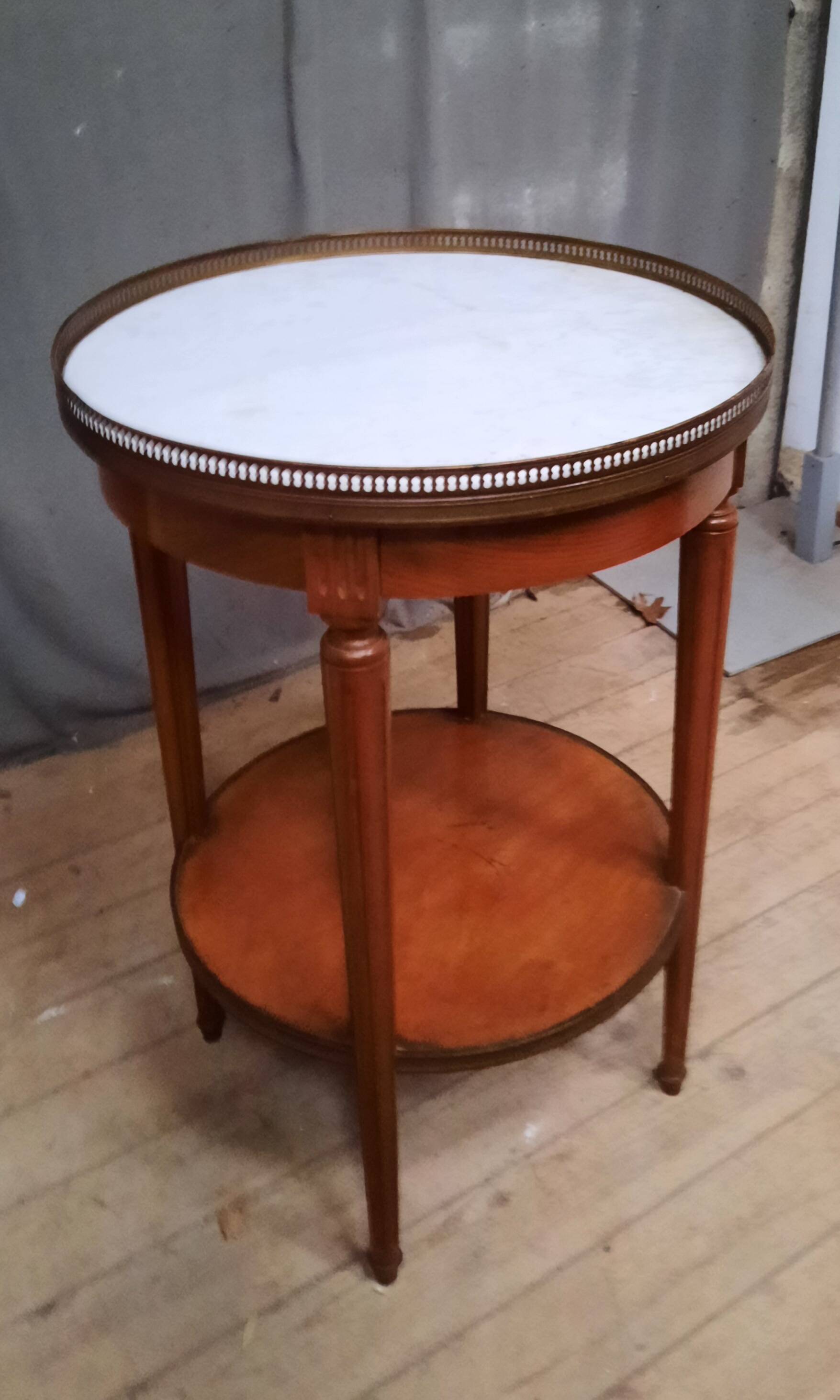 Louis XVI style living room pedestal table