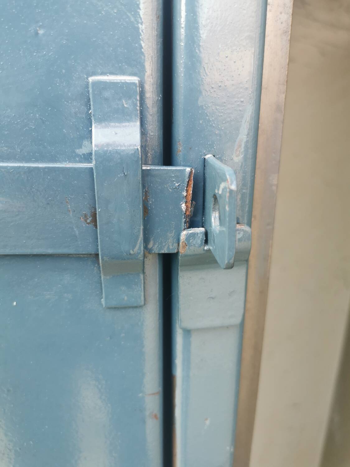 SOLFA metal locker room for mates