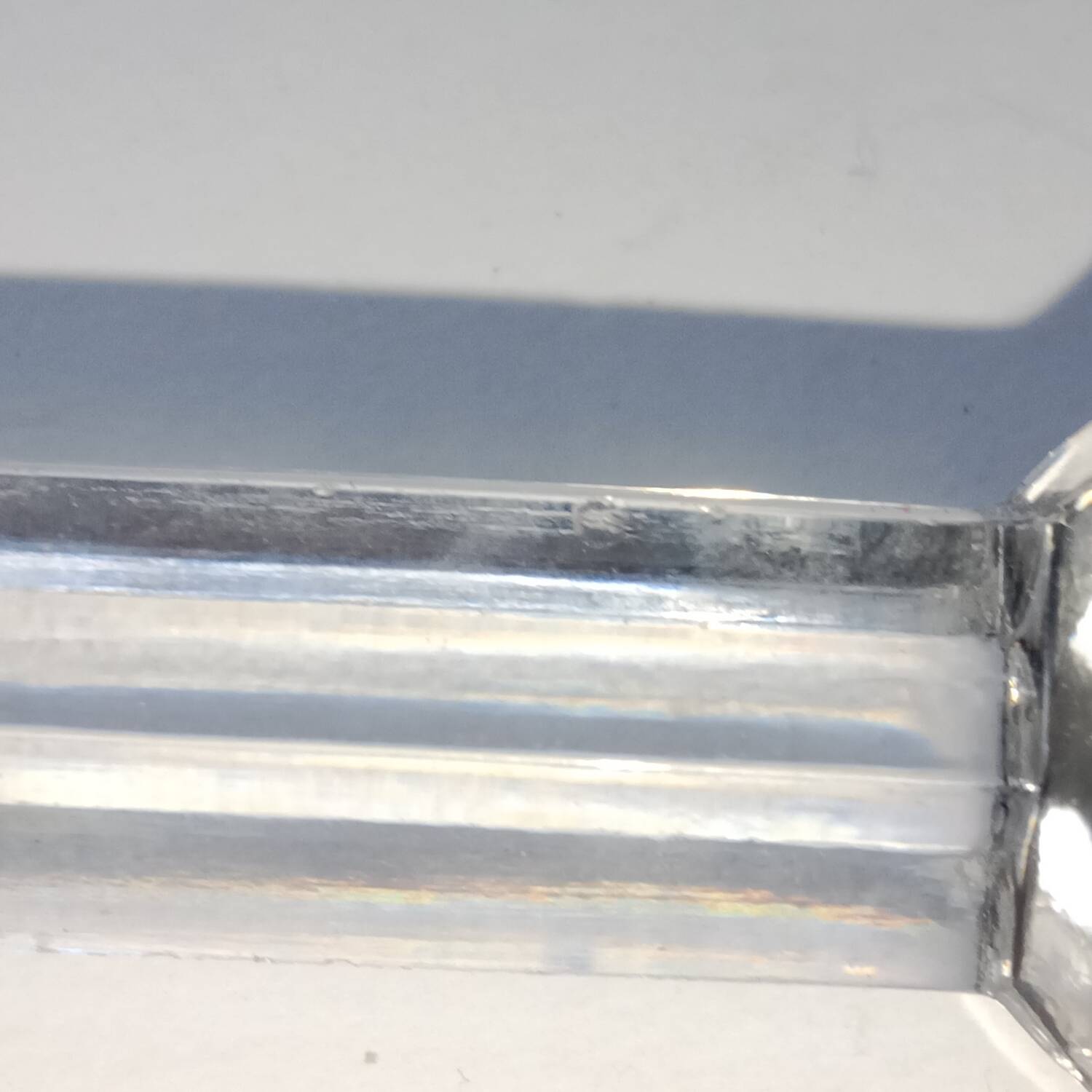 12 cast crystal knife rests