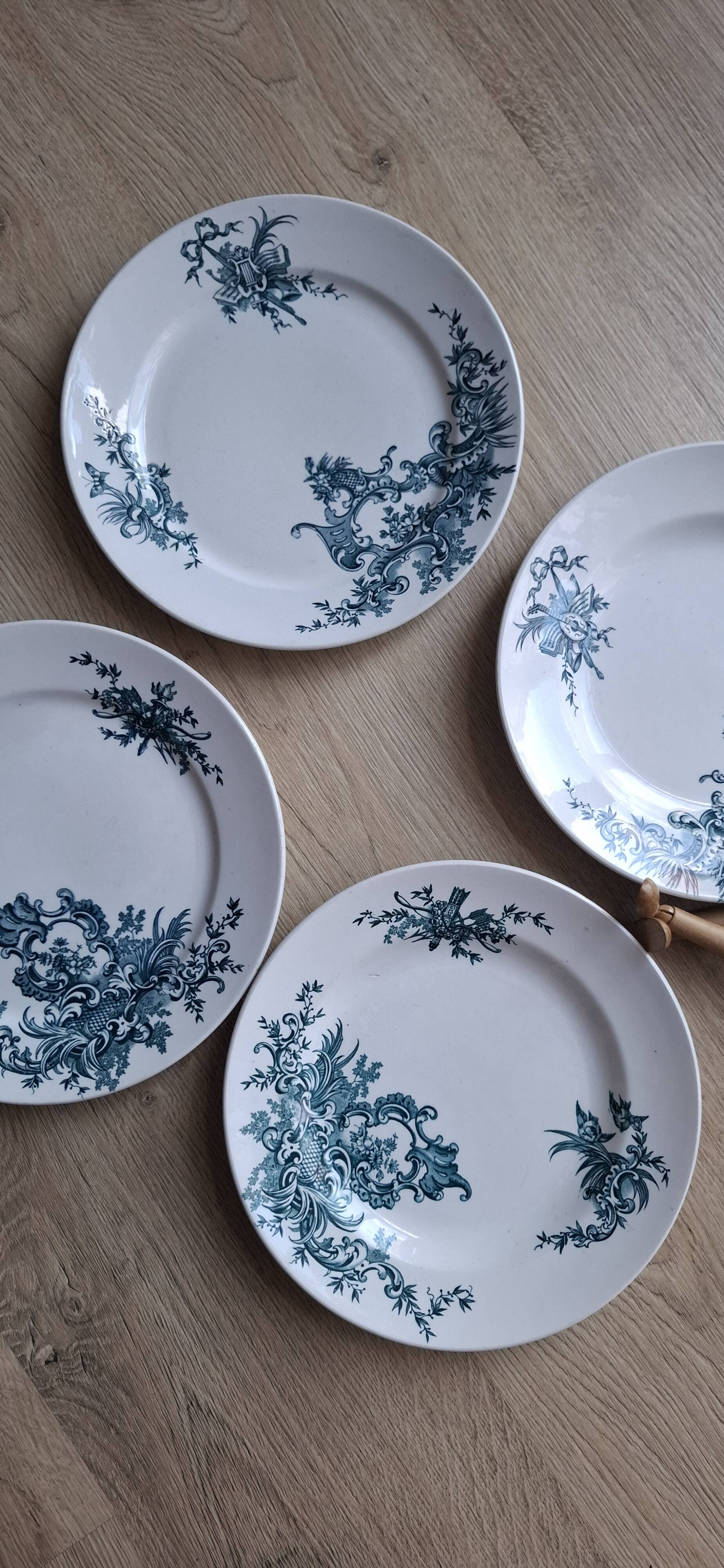 Set of 4 Regent BFK 1920 dinner plates