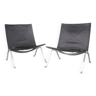 Pair of Scandinavian armchairs model PK22