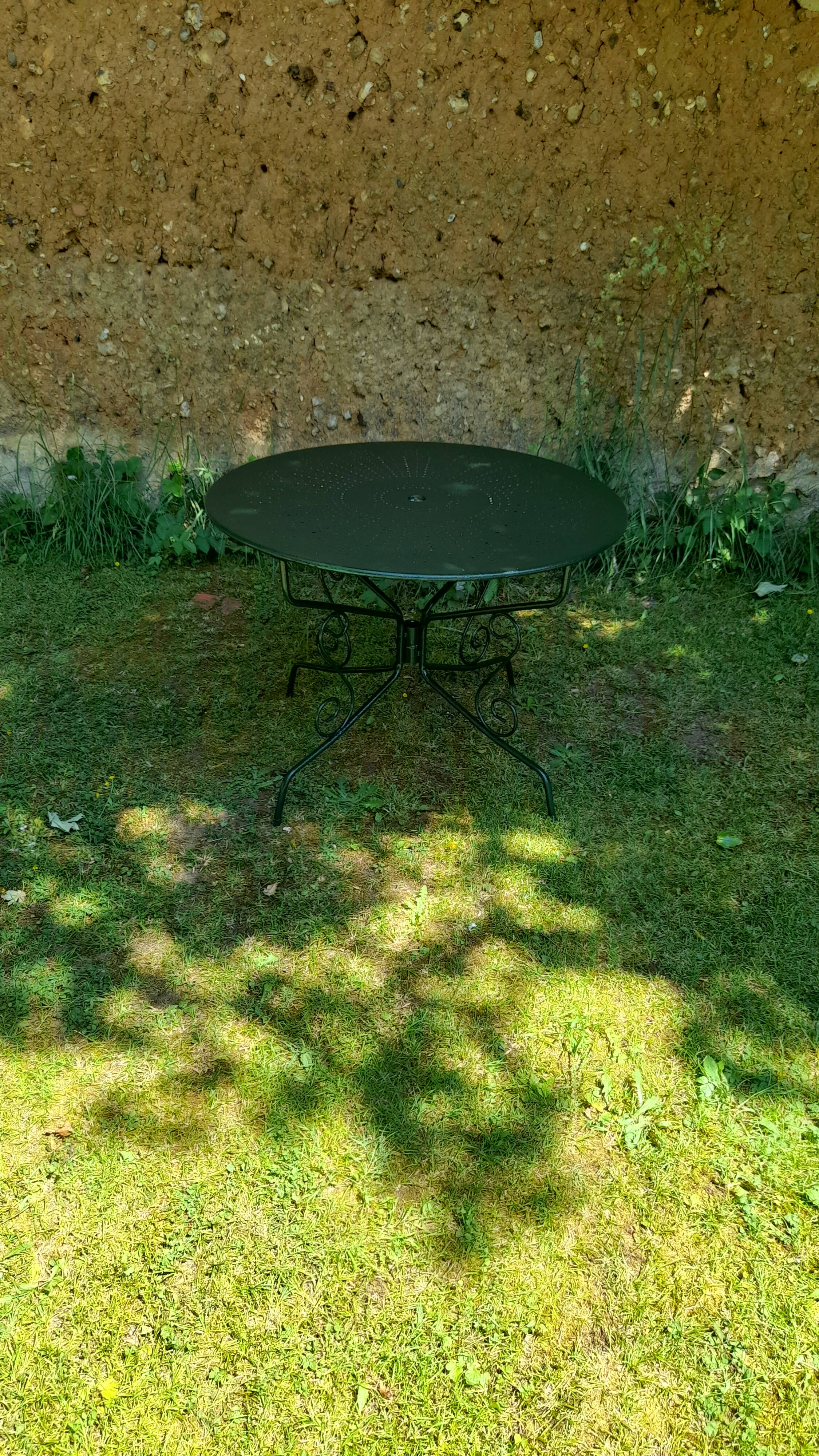 Salon de jardin fer forgé 1 table 2 fauteuils 3 chaises vert wagon
