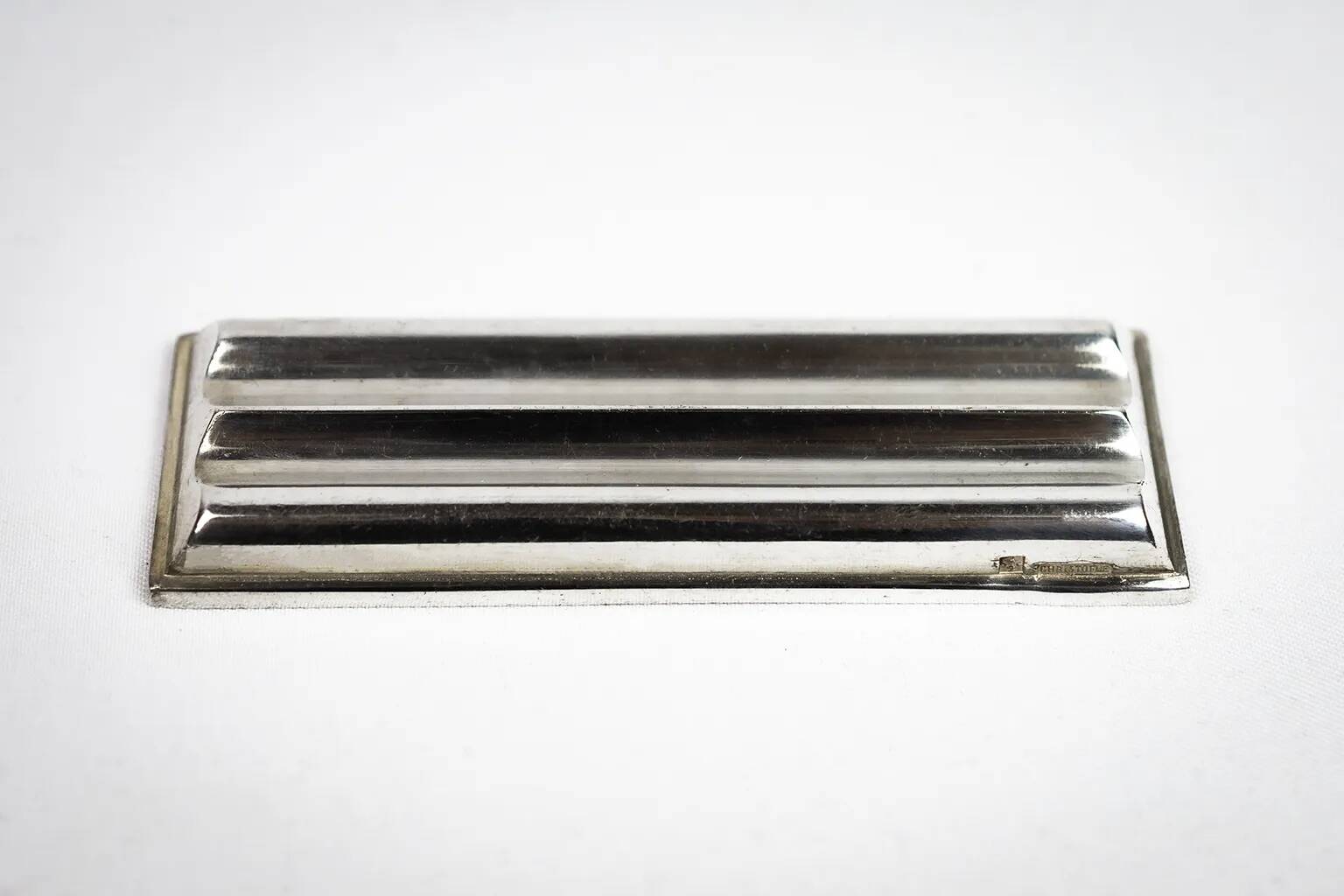 Christofle — 12 “Ondulations” knife rests by Luc Lanel, silver-plated metal