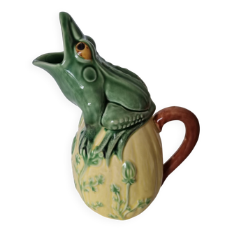 Vintage ceramic pitcher made in Portugal by Bordallo Pinheiro in b