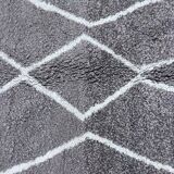 Beni Ouraine handwoven rug, size 100 x 200 cm