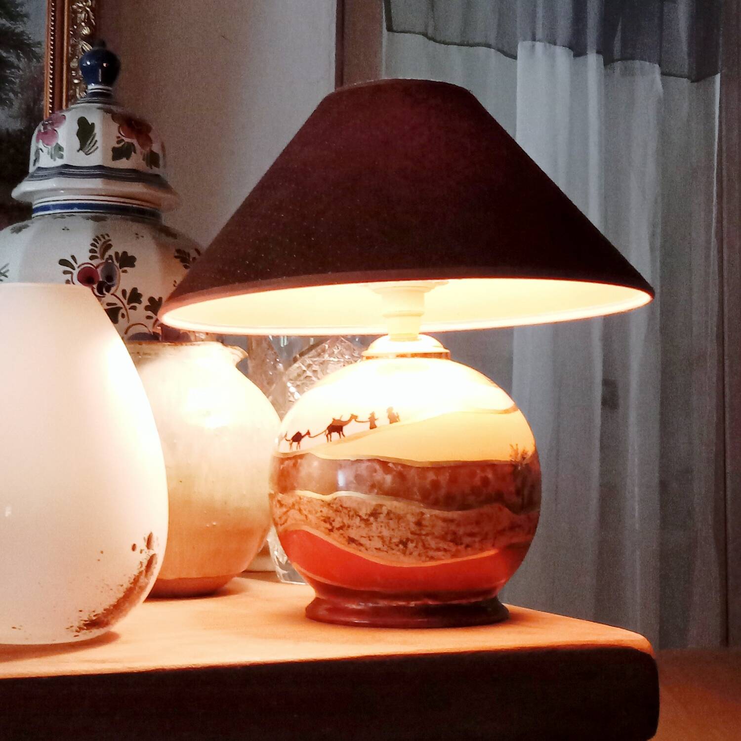Unique ball lamp, hand-painted by Françoise Bertin