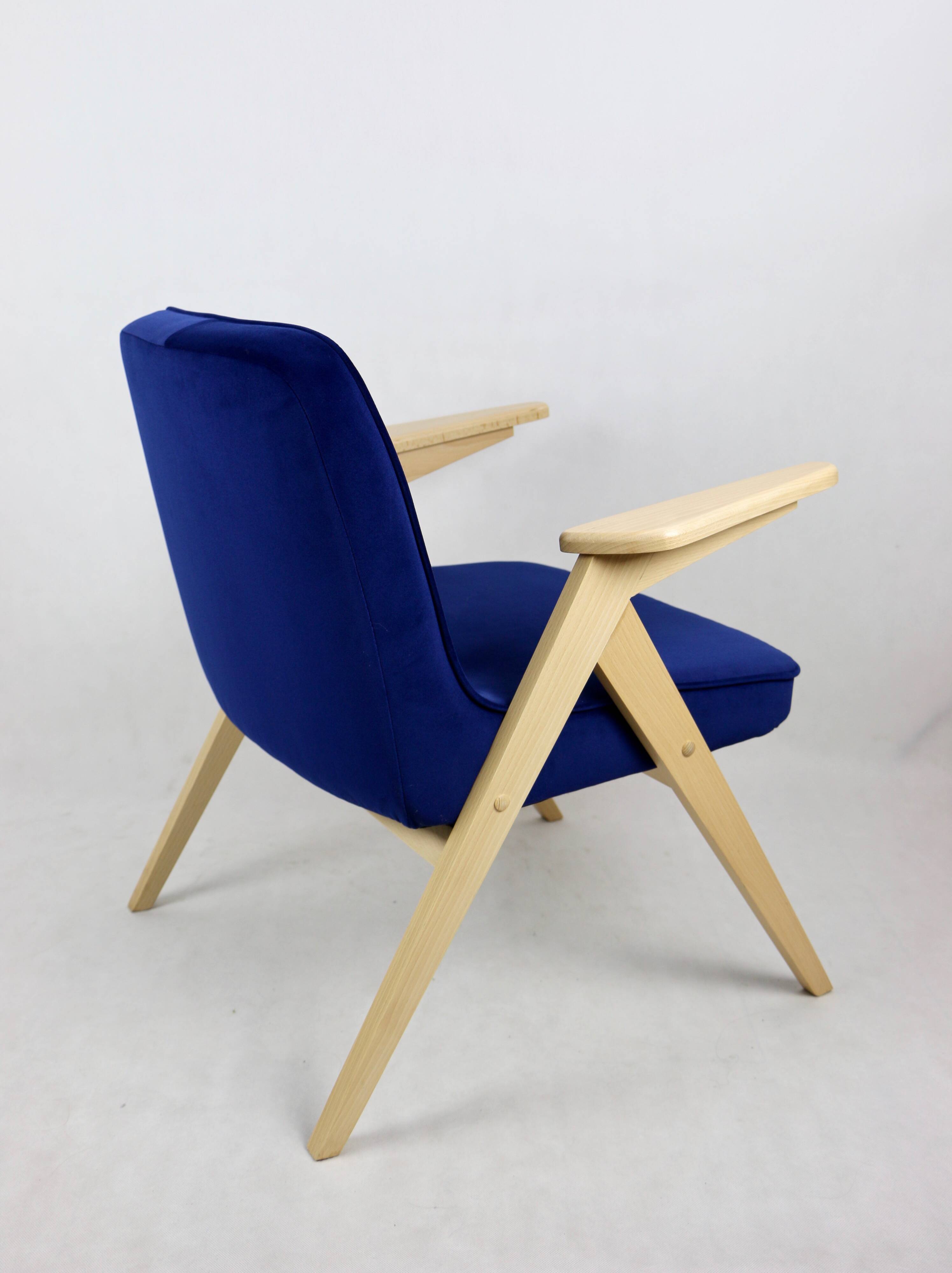 Fauteuil Blue Bunny par Józef Chierowski
