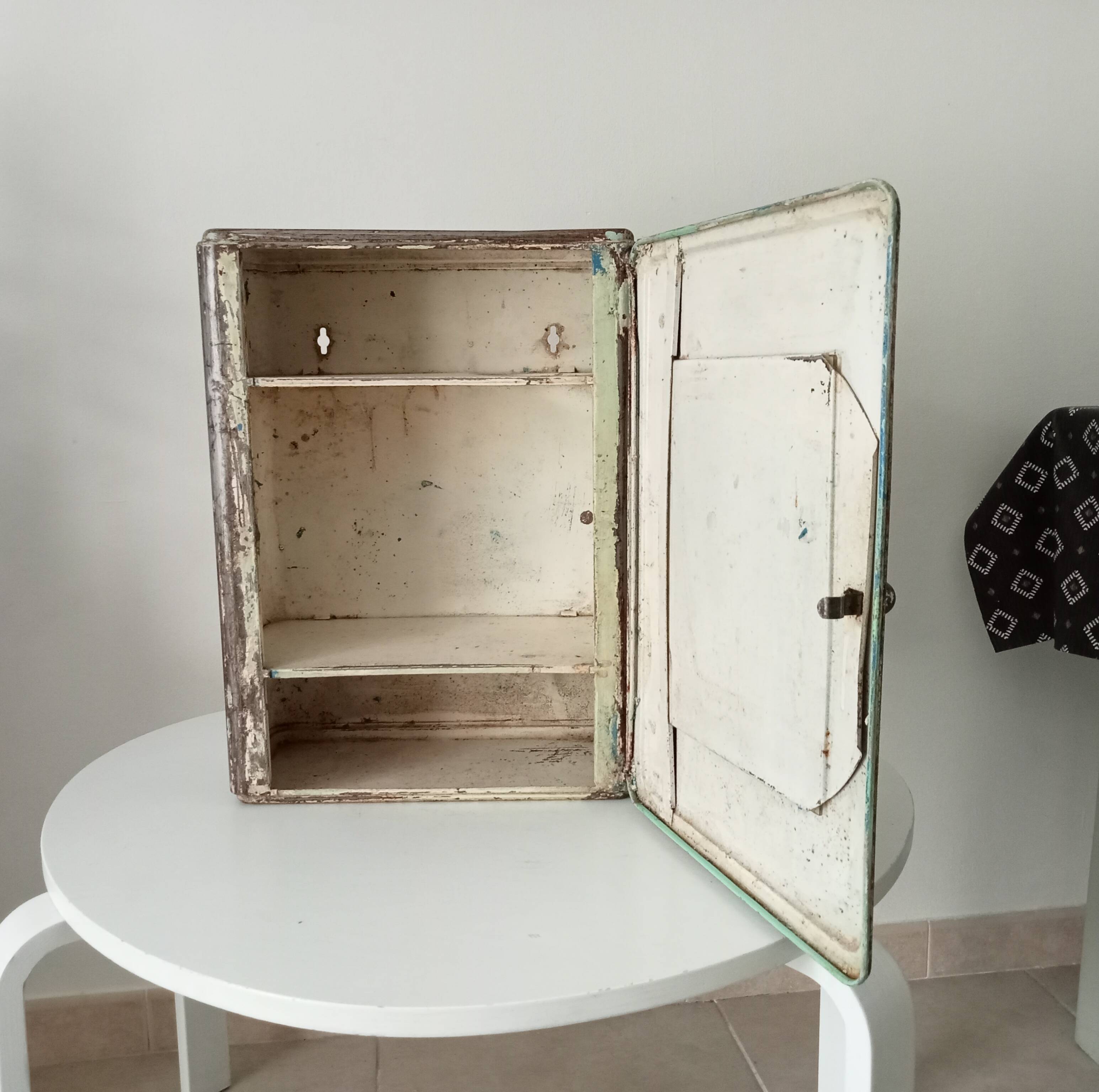 Vintage metal medicine cabinet from the 1950s
