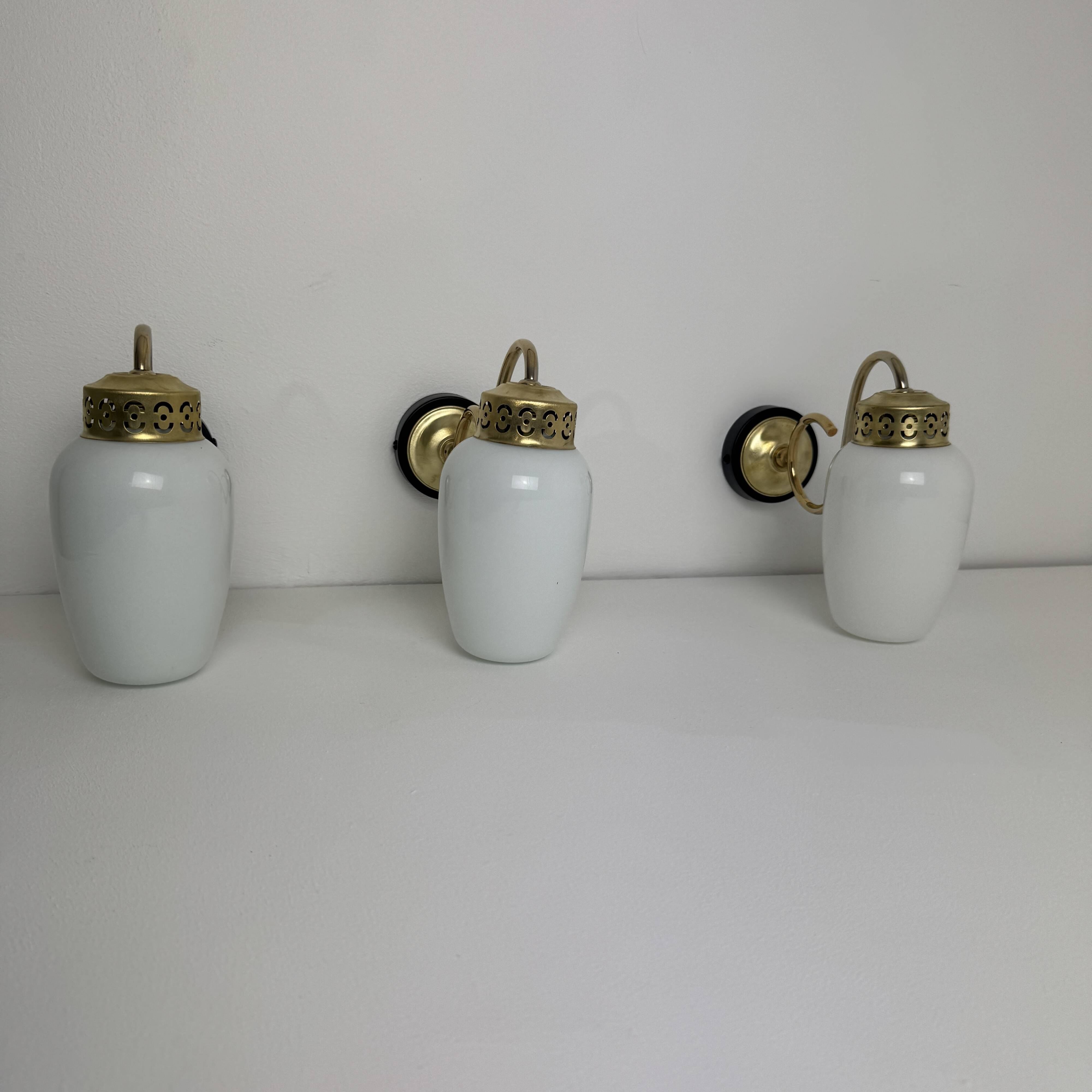Lot 3 vintage opaline wall lights