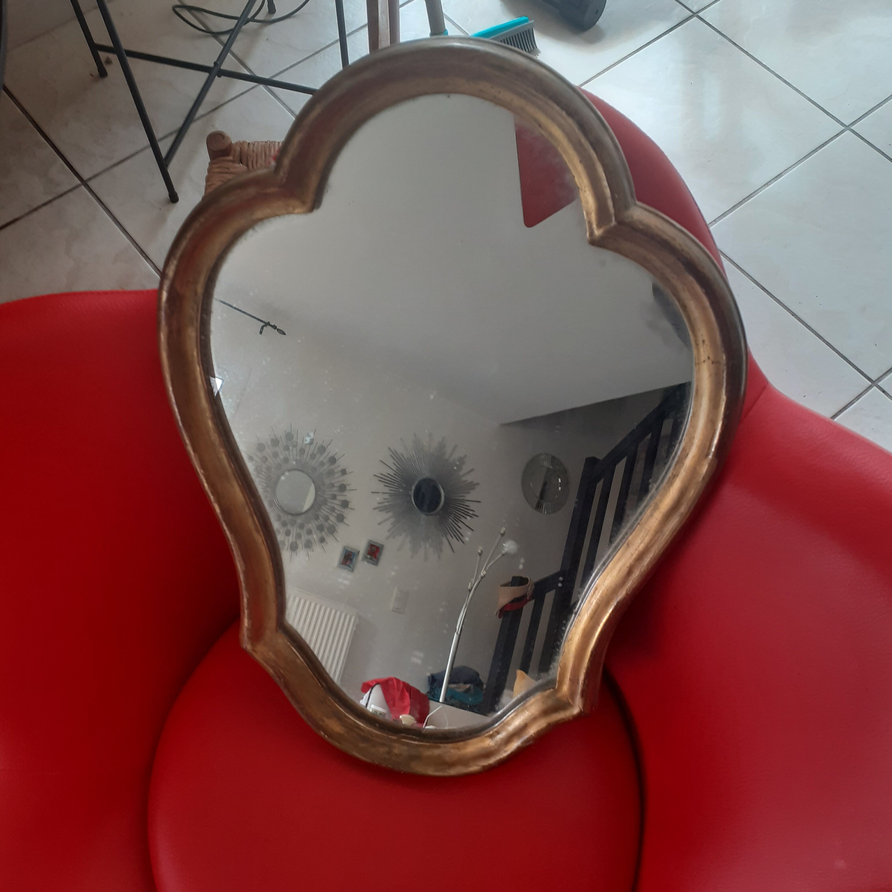 Miroir ancien en bois doré à l' or fin 45x45cm