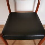 Suite of 4 Scandinavian style chairs