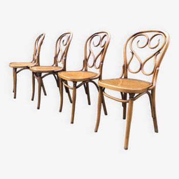 4 Thonet style bentwood chairs in beech.