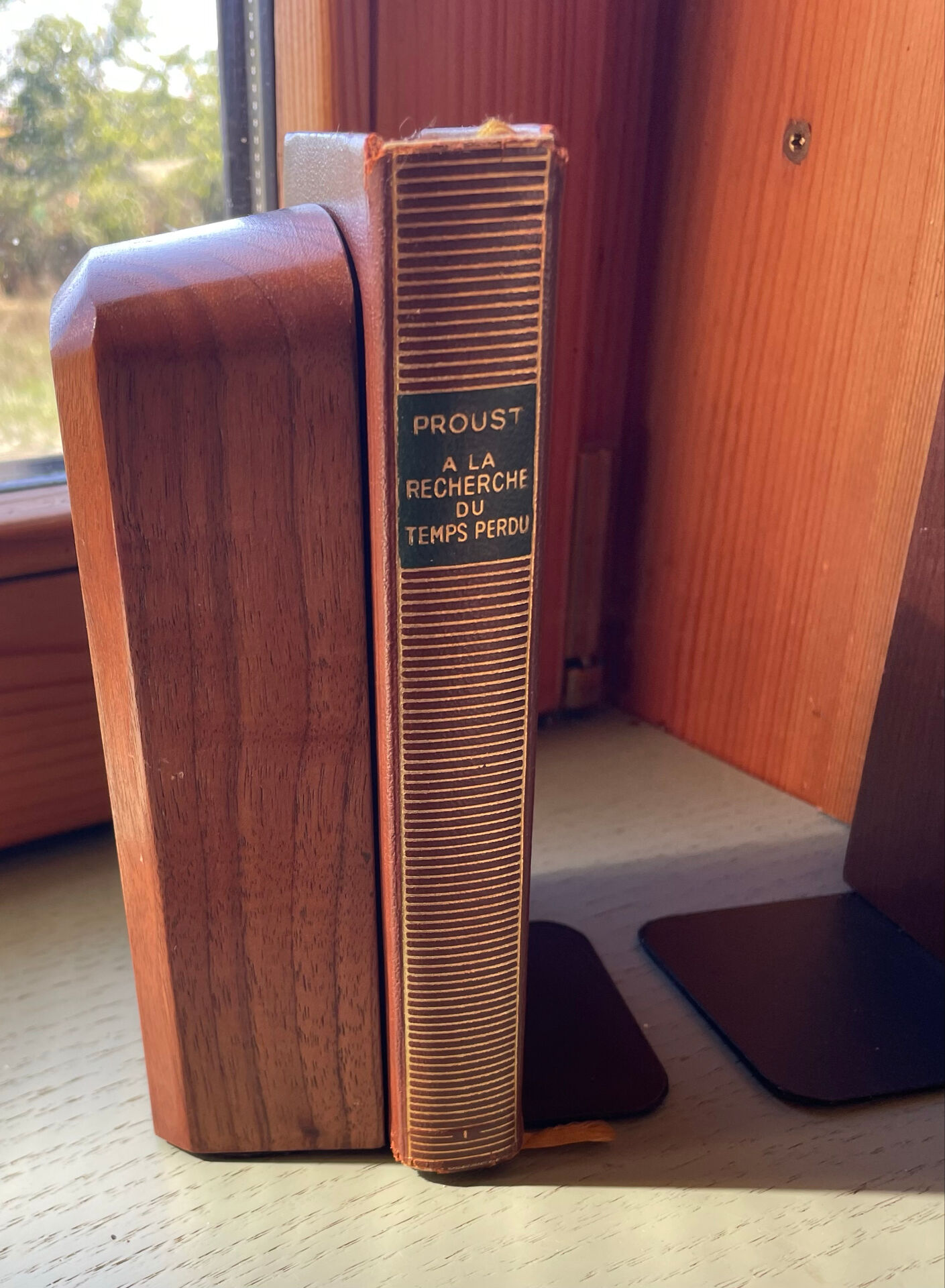 Pair of bookends