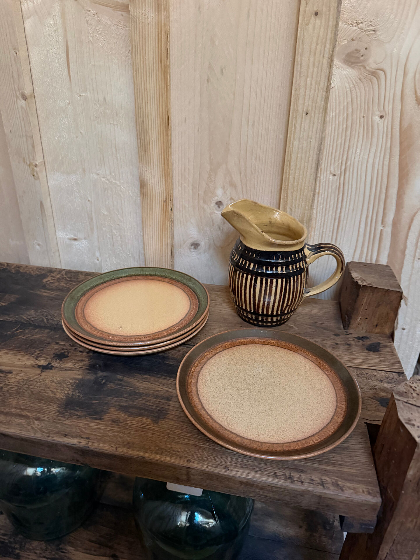 Assiettes à dessert en grès Badonviller