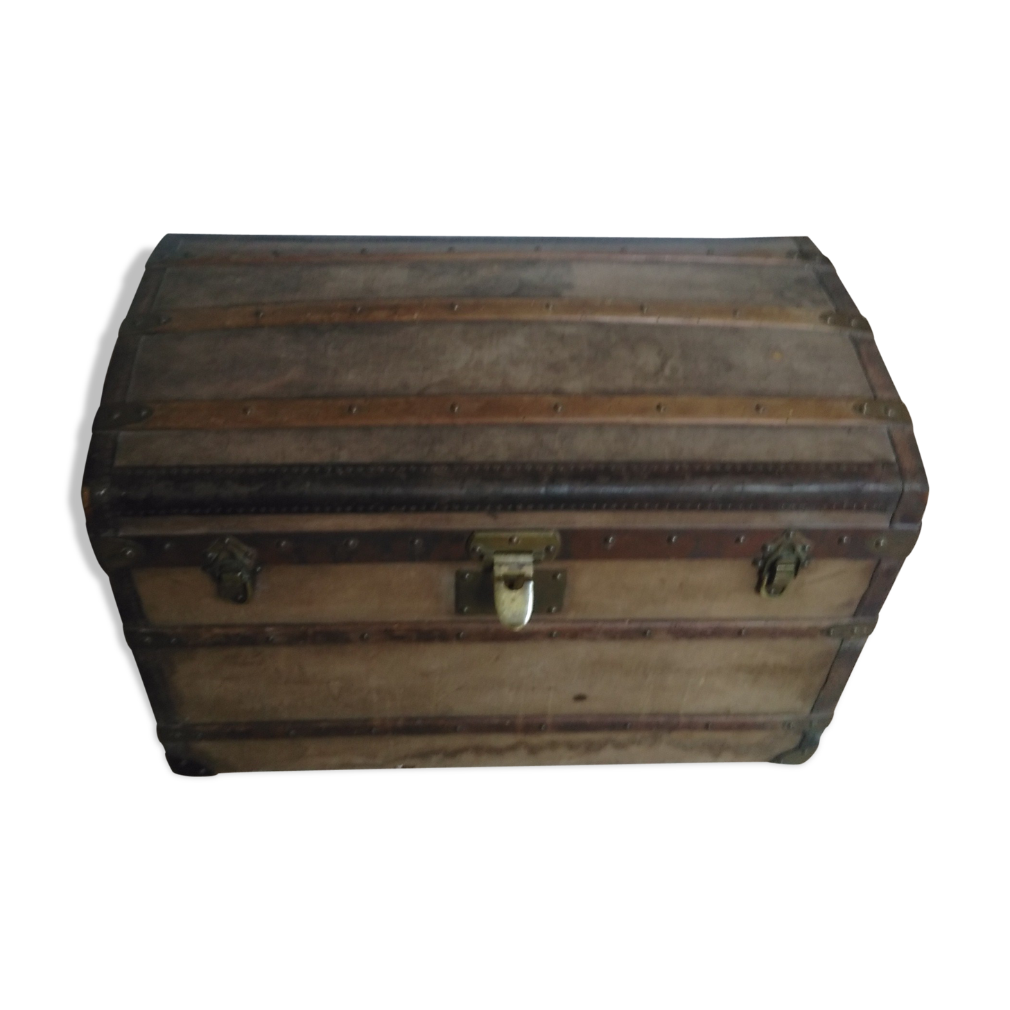 Curved trunk Moynat old compartments