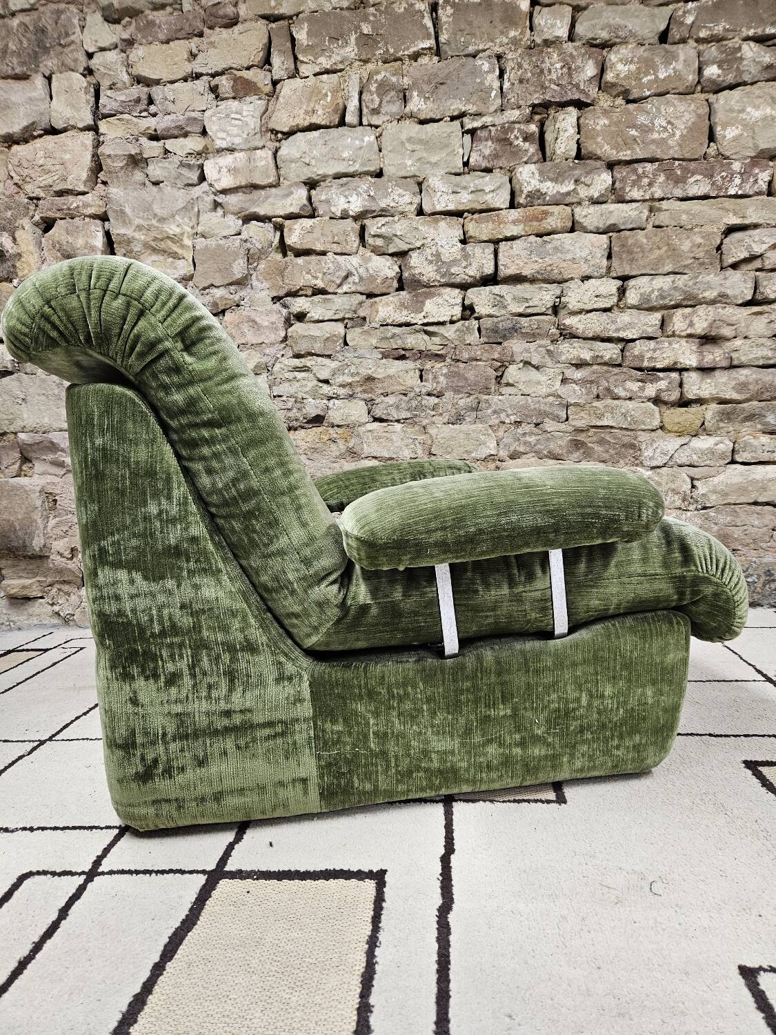 Vintage fireside chair 1970"