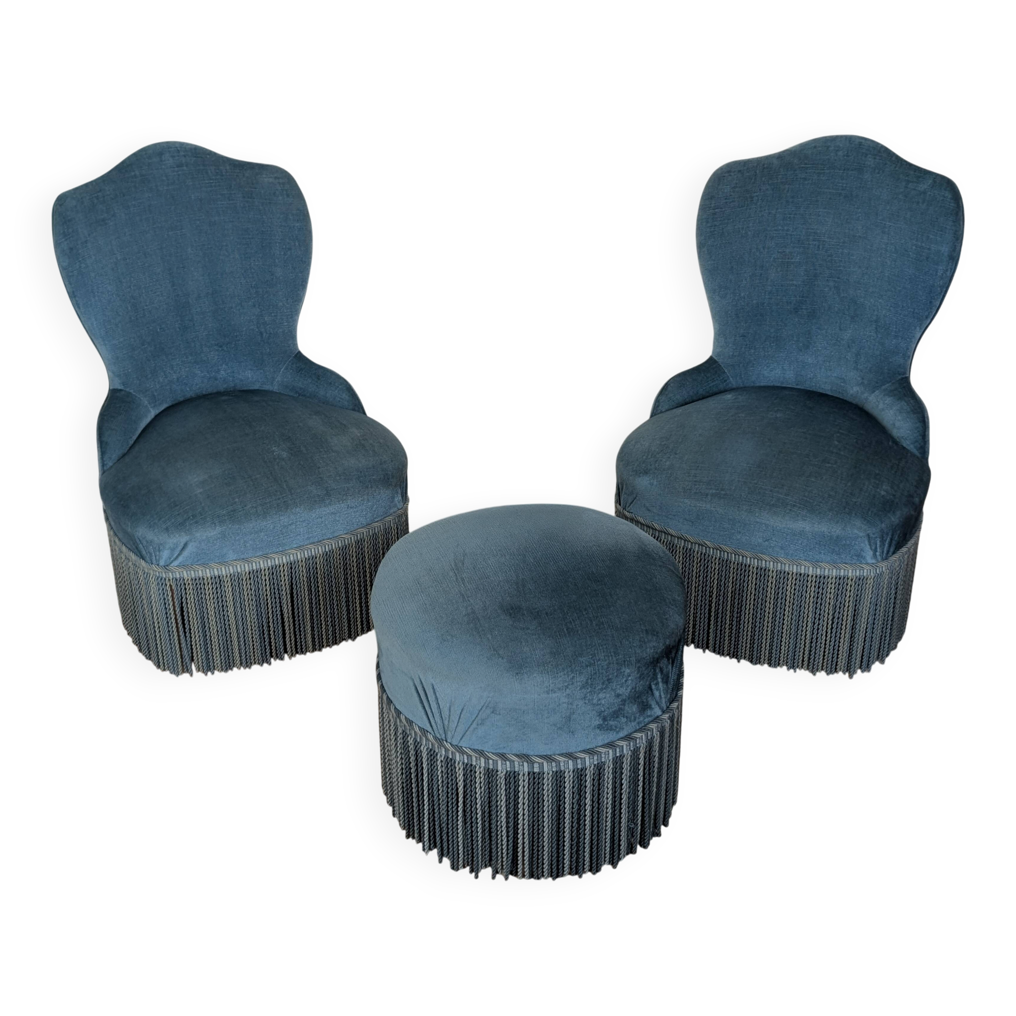 Frog chairs and pouffe