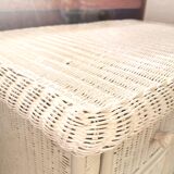 Chest of drawers in rattan