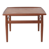 Grete Jalk pour table d'appoint en teck de Glostrup, années 1960, style mid-century modern