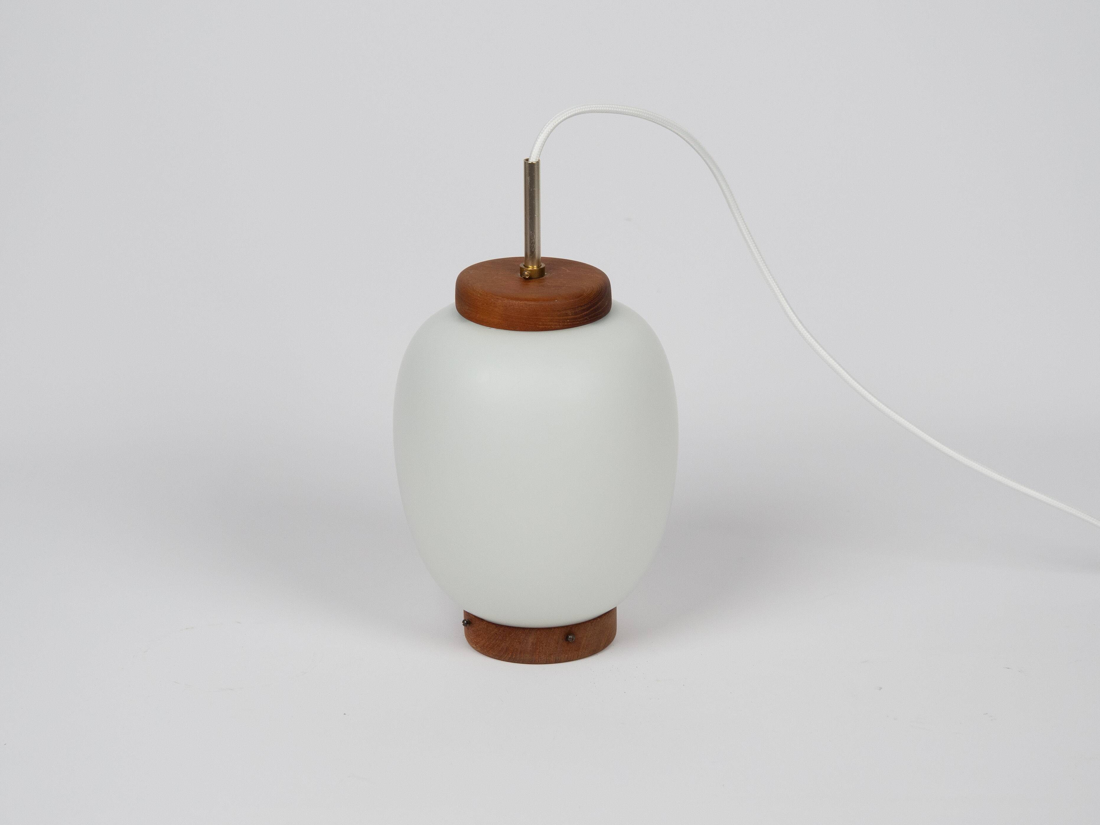 Danish vintage pendant lamp Kina by Bent Karlby, Lyfa, 1946