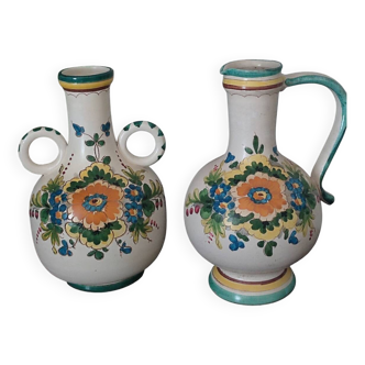 Pairs of vases