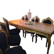 Table + 6 baroque chairs