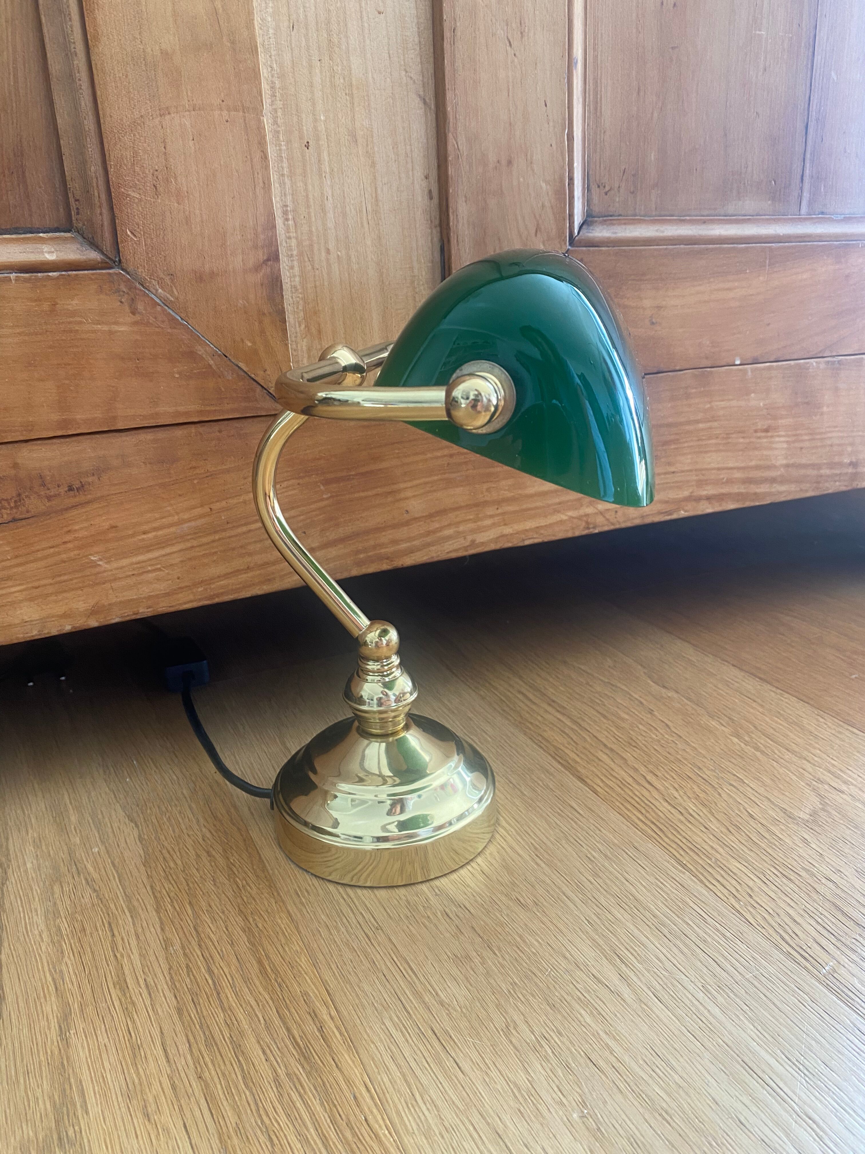 Banker's lamp notary brass and green opaline