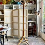 Parrot coat rack with 6 hooks in bent beech