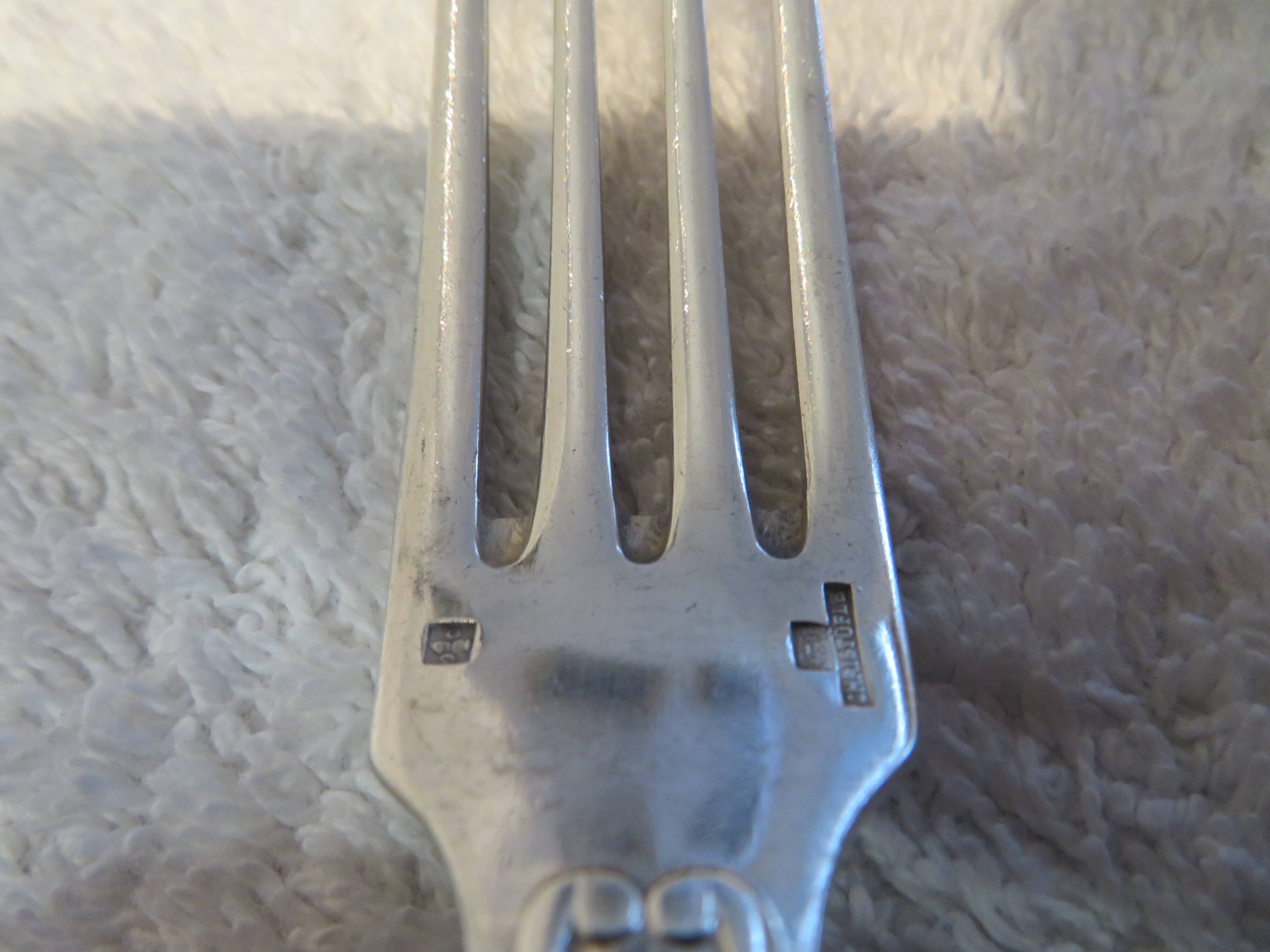 12 silver plated dessert forks by Christofle Vendome, 17.1 cm