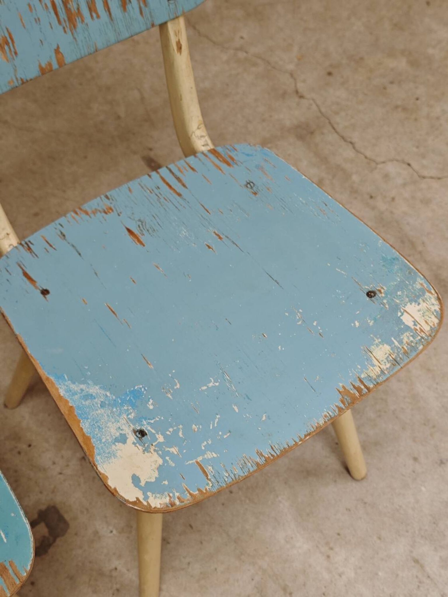 Set of 2 Czechoslovak chairs TON Bystrice Thonet White and Blue