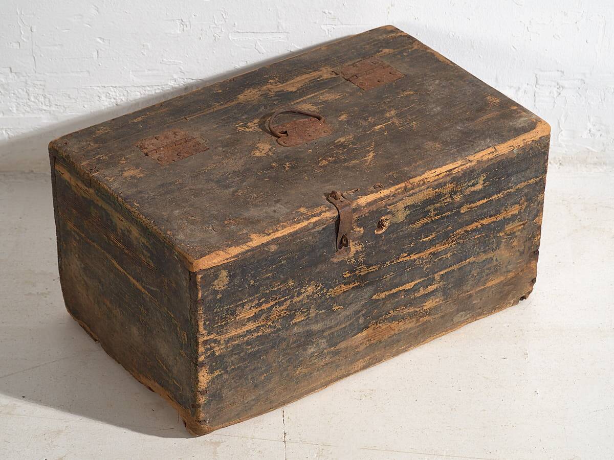 Old cobalt blue ammunition chest (c.1900) #64