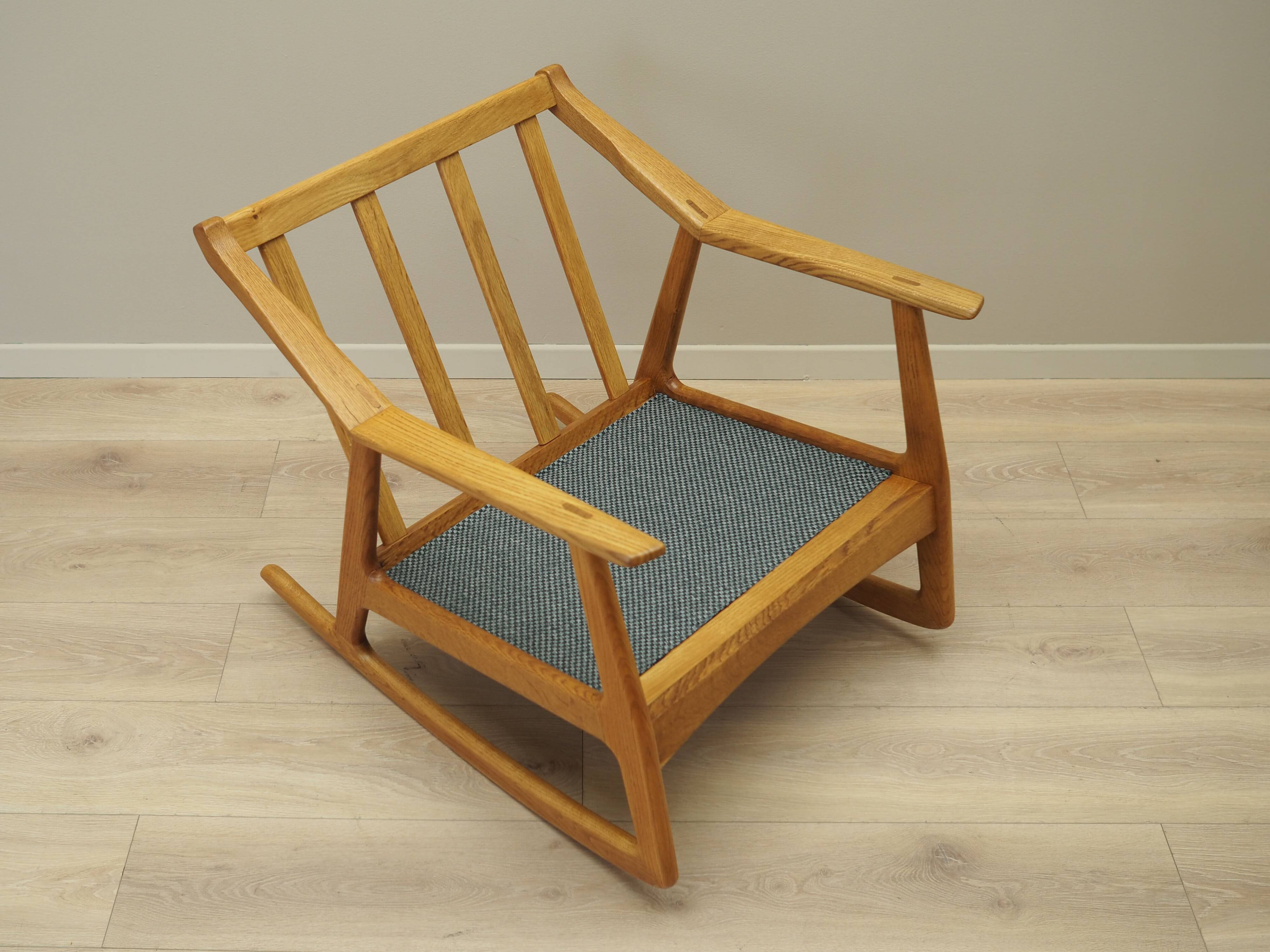 Oak rocking chair, Danish design, 1960s, designer: H. Brockmann Petersen, p