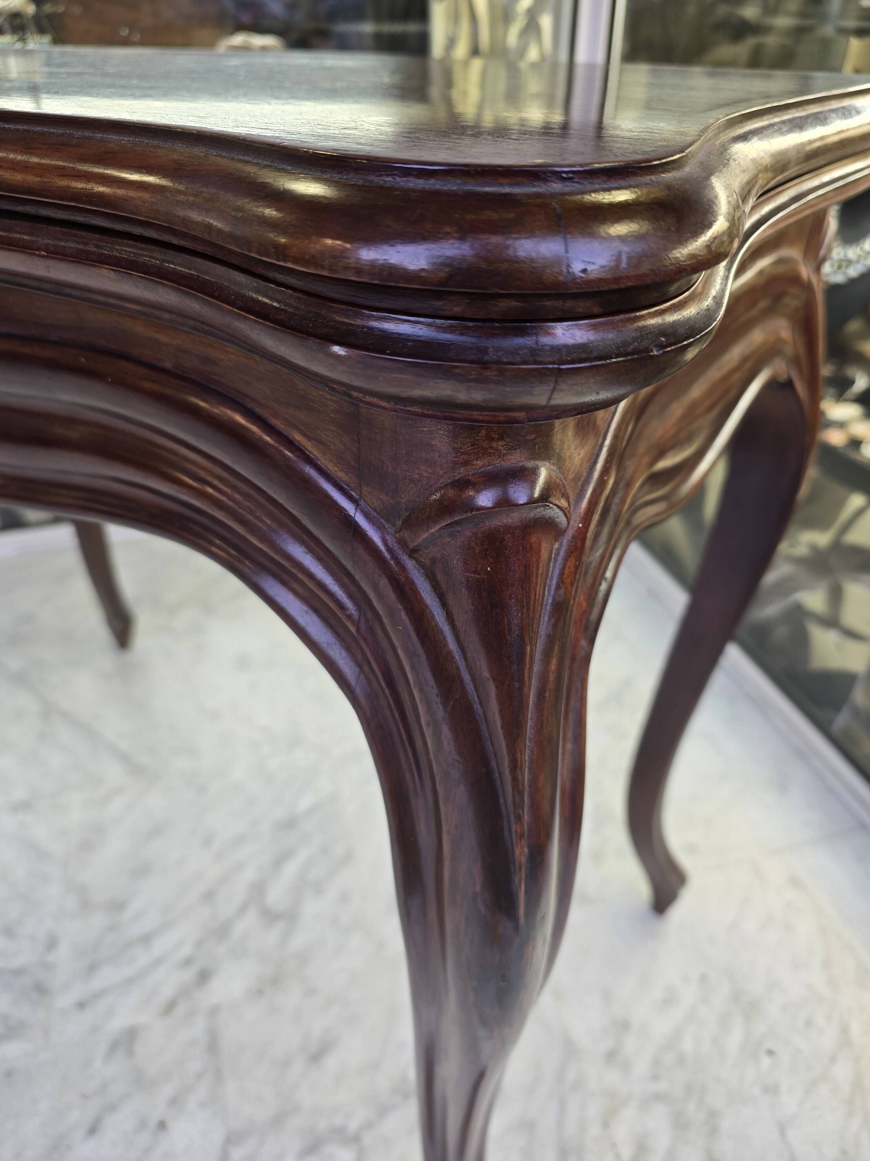Game table