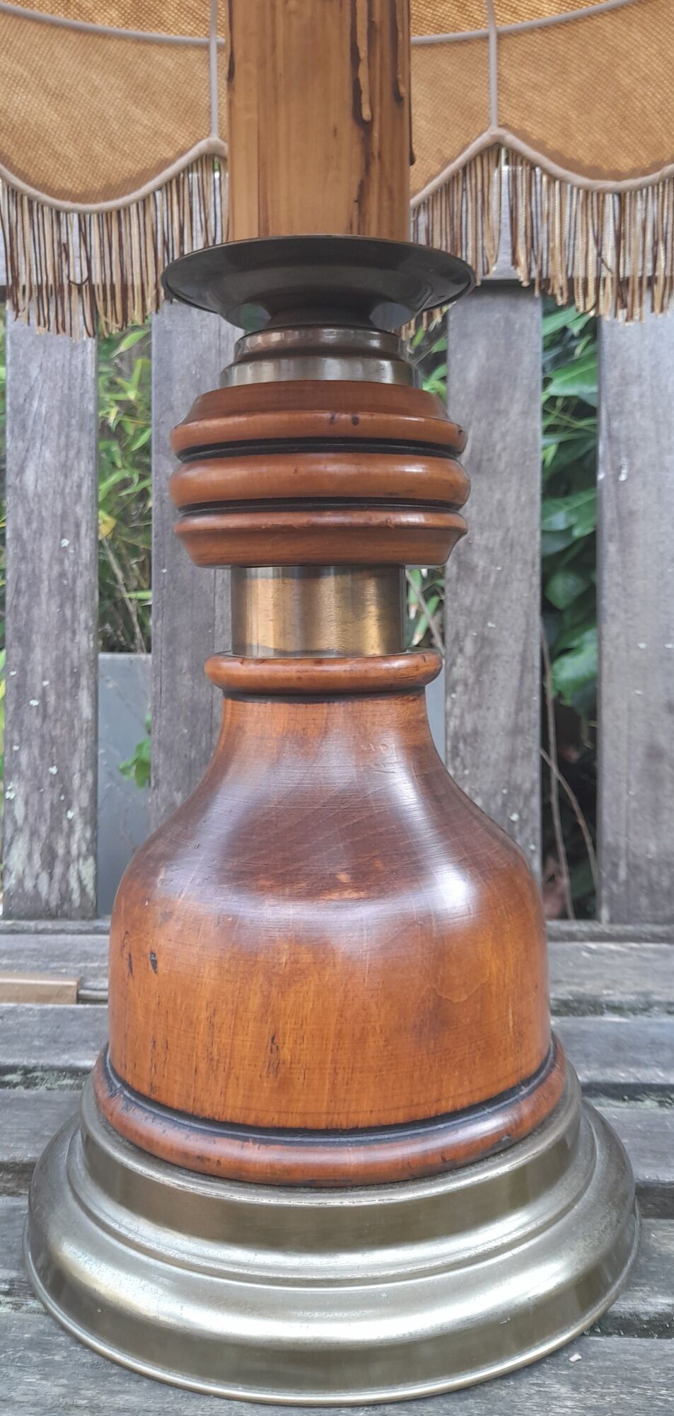 Large rustic table lamp foot wood & brass, lampshade pagoda beige fabric, years 50/60