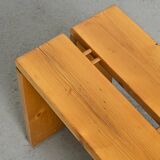 Solid pine stool Les Arcs