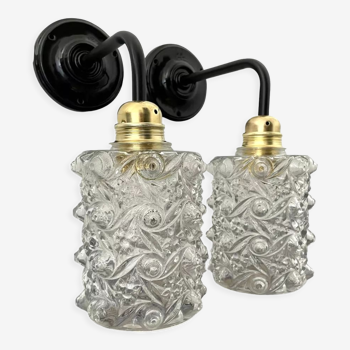 Pair of wall sconces in vintage chiseled glass
