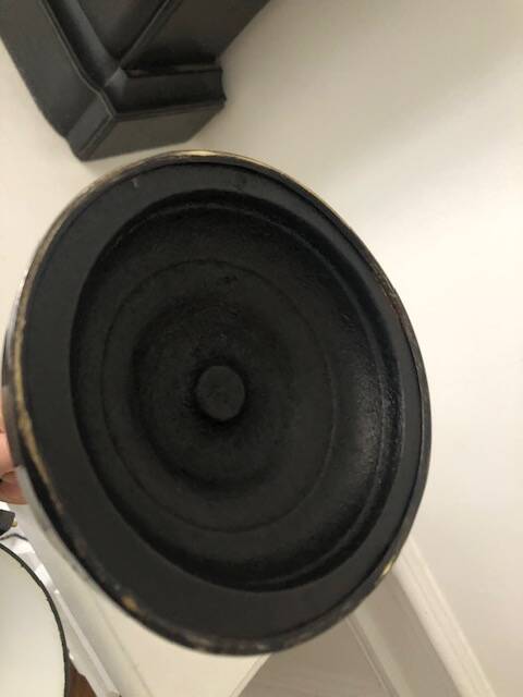 Articulated desk lamp