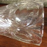 Transparent chiseled glass vase